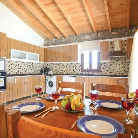 Kinali Sleeps 4 Air Con Wifi Villa Kinali (Aegean)
